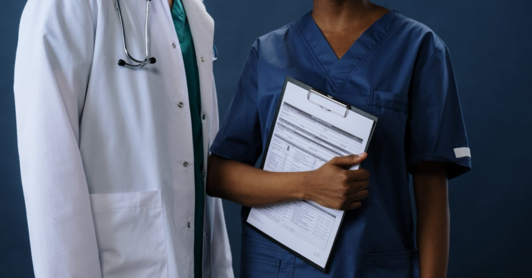 How to Immigrate to Canada as a Doctor Without a Job Offer or Canadian License